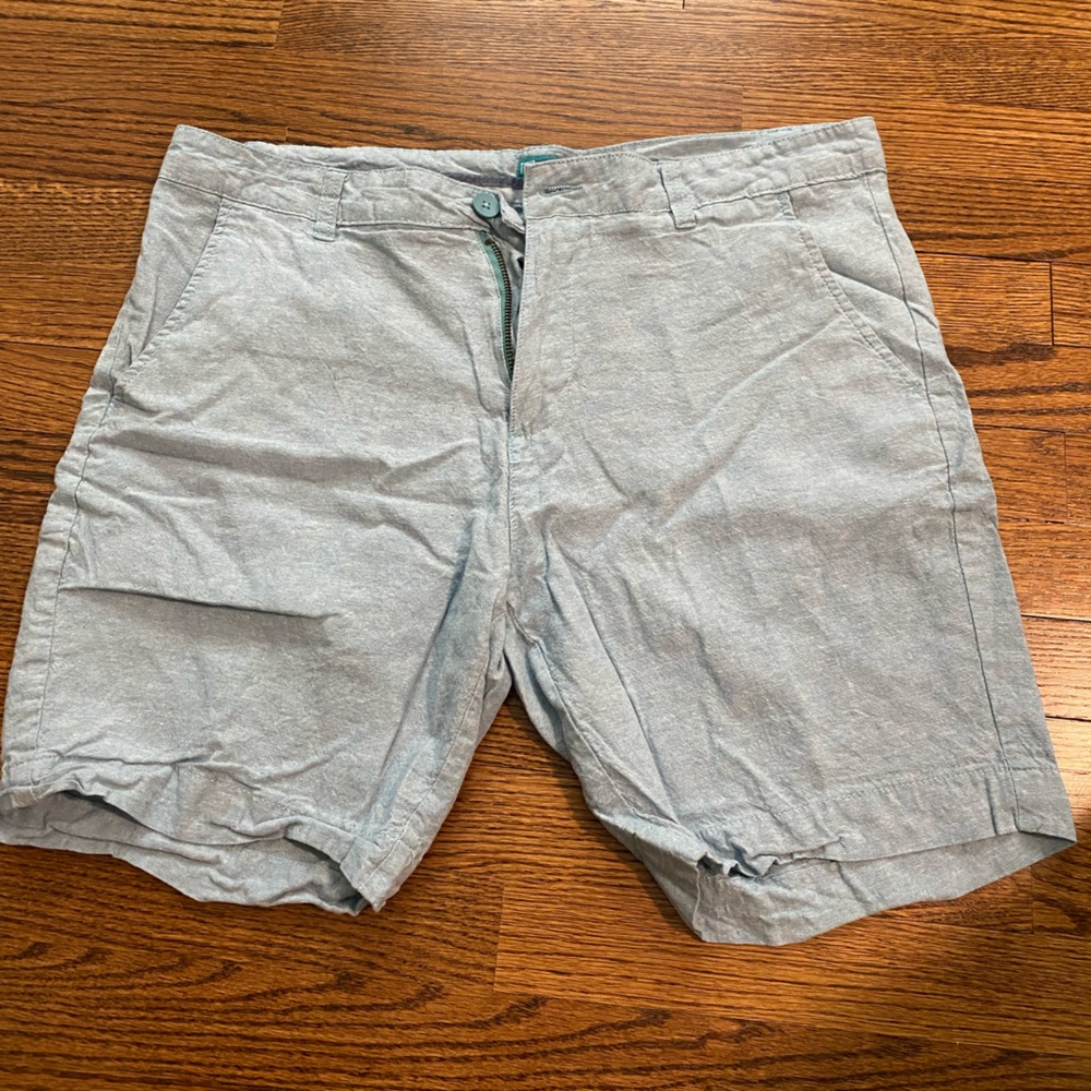 Men’s linen shorts. Size 36